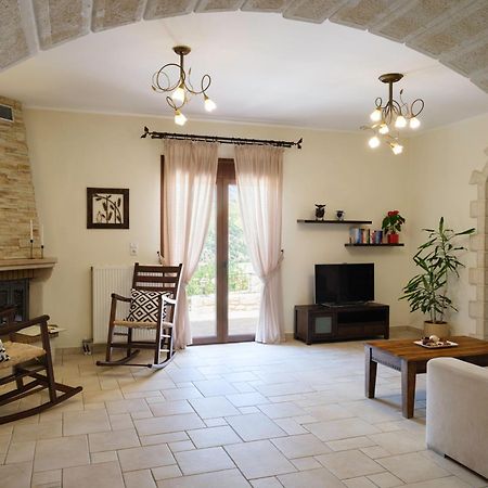Ageri Traditional Villa Argirúpoli Kültér fotó